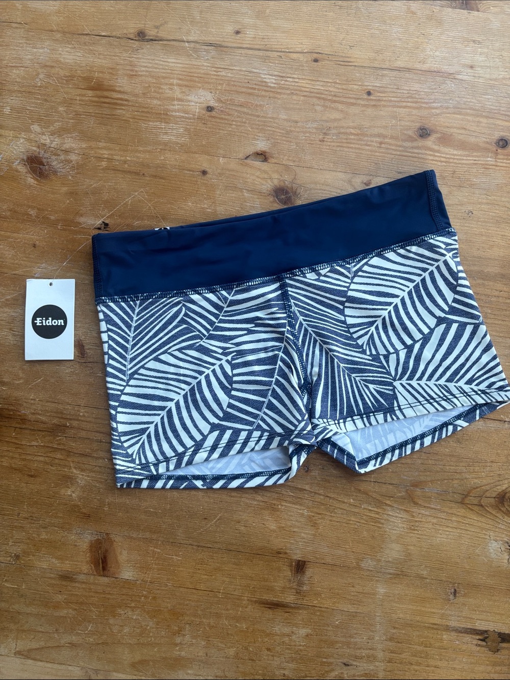 Eidon Surf | Amina swim short in desert